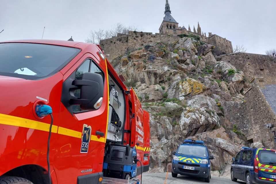 Pompiers gendarmes Mont-Saint-Michel