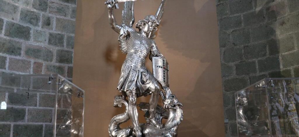 quel est le lien entre cette statue normande de saint michel et la guerre franco prussienne