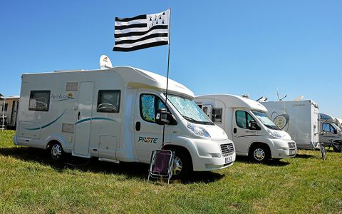 La Bretagne reste l’une des destinations préférées des camping-caristes. En 2024, un guide des bonnes pratiques pour leur accueil va être créé pour les élus de la destination Cap Fréhel Saint-Malo Baie du Mont Saint-Michel.