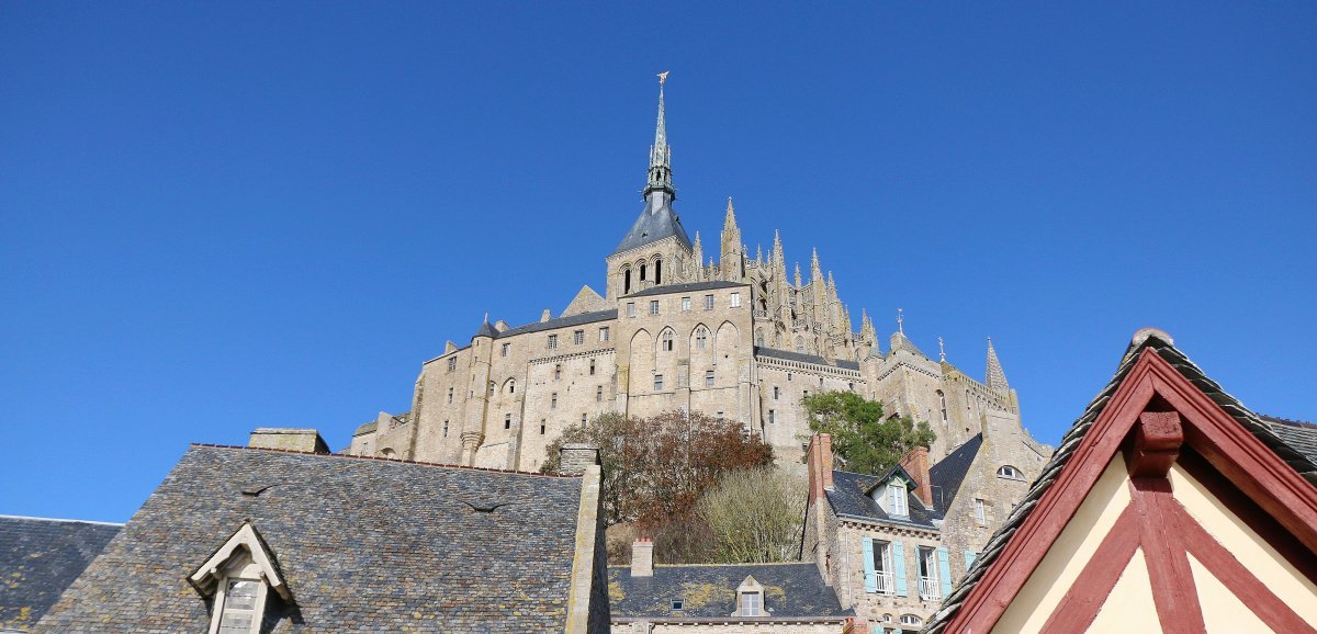 Le Mont-Saint-Michel. La grève continue à l'abbaye : l'entrée est toujours gratuite
